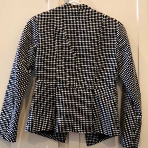 Halogen Blazer - Picture 7 of 7